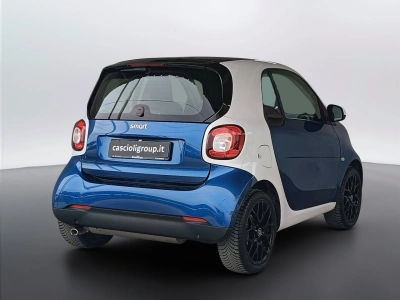 4 - smart fortwo Cascioli Group