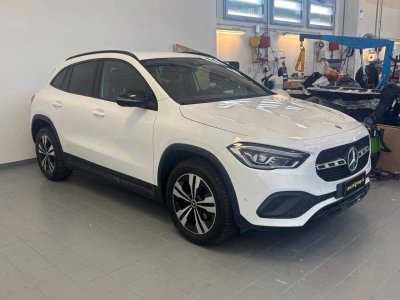 4 - Mercedes-Benz GLA Cascioli Group