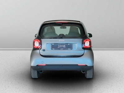 4 - smart fortwo Cascioli Group
