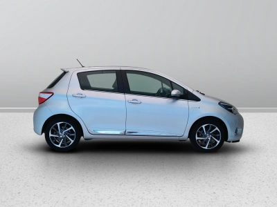 7 - Toyota Yaris Cascioli Group