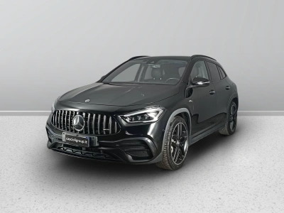 1 - Mercedes AMG GLA Cascioli Group