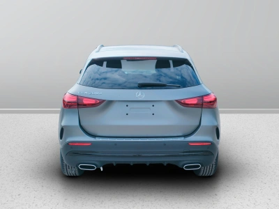 4 - Mercedes-Benz GLA Cascioli Group