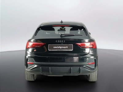 5 - Audi Q3 Cascioli Group
