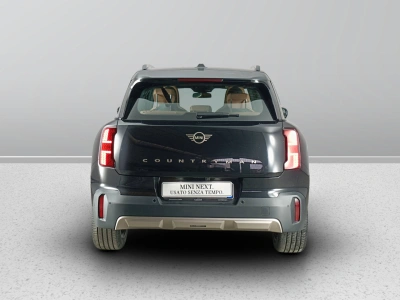 5 - MINI Countryman Cascioli Group
