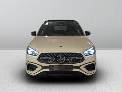 2 - Mercedes-Benz GLA Cascioli Group