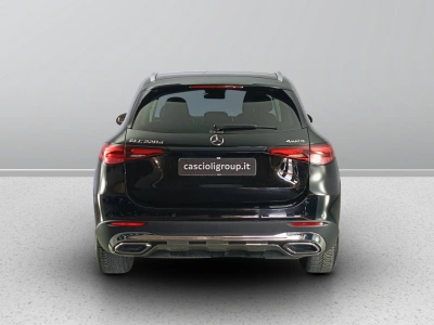 5 - Mercedes-Benz GLC Cascioli Group