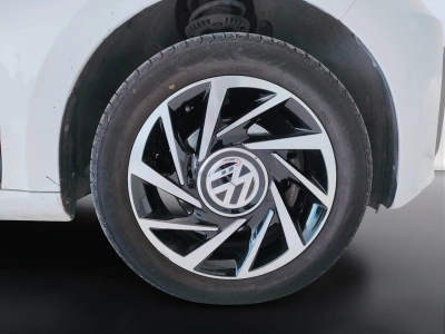 10 - Volkswagen up! Cascioli Group