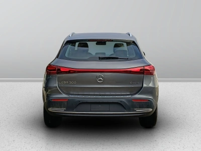 4 - Mercedes-Benz EQA Cascioli Group