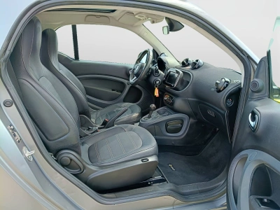 10 - smart fortwo Cascioli Group