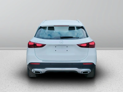 4 - Mercedes-Benz GLA Cascioli Group