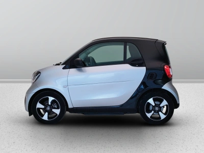3 - smart fortwo Cascioli Group