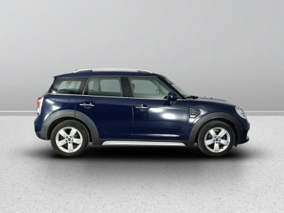 3 - MINI Countryman Cascioli Group