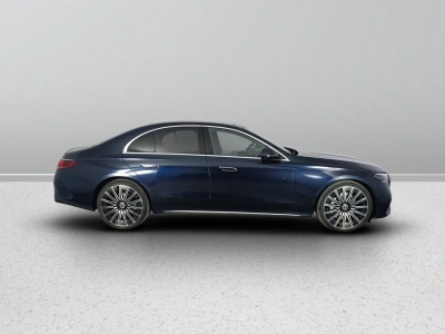 6 - Mercedes-Benz Classe E Cascioli Group