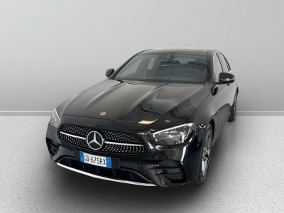 1 - Mercedes-Benz Classe E Cascioli Group