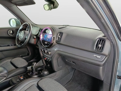 10 - MINI Countryman Cascioli Group