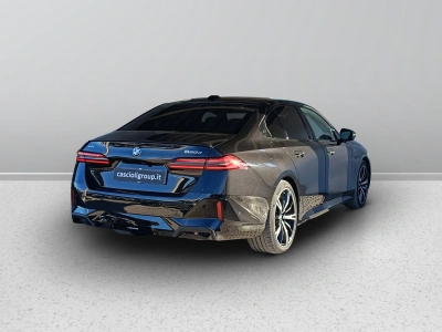 4 - BMW Serie 5 Cascioli Group