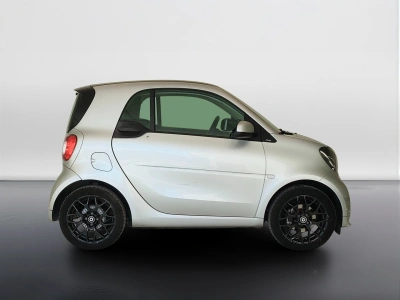4 - smart fortwo Cascioli Group