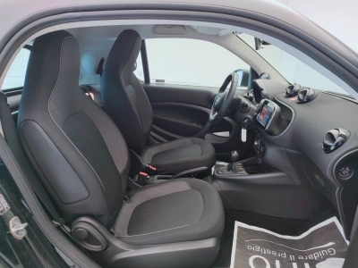 10 - smart fortwo Cascioli Group