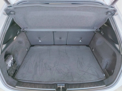 10 - Mercedes-Benz GLA Cascioli Group