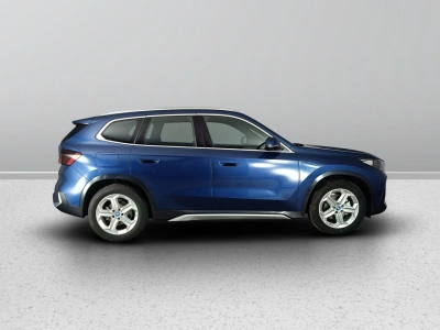 3 - BMW iX1 Cascioli Group