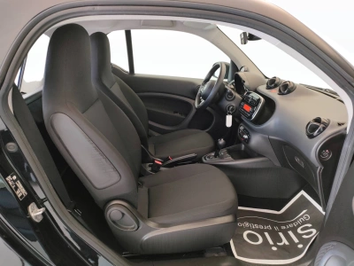 10 - smart fortwo Cascioli Group