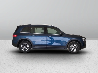 3 - Mercedes-Benz GLB Cascioli Group