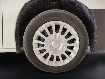 8 - Toyota Professional Proace City Cascioli Group