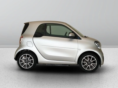7 - smart fortwo Cascioli Group