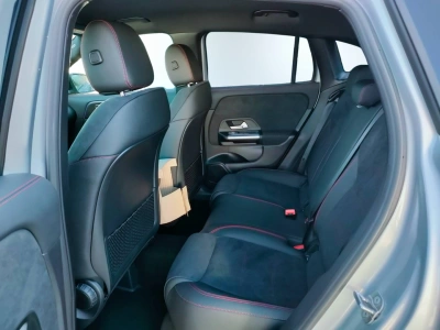 8 - Mercedes-Benz GLA Cascioli Group