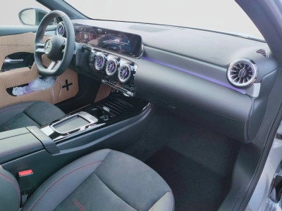 10 - Mercedes-Benz Classe A Cascioli Group