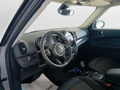 7 - MINI Countryman Cascioli Group