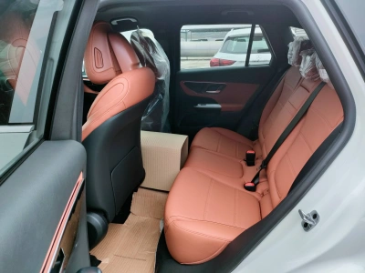 8 - Mercedes-Benz GLC Cascioli Group