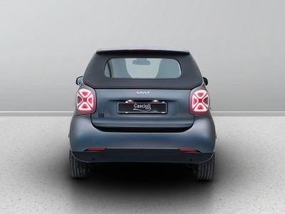 4 - smart fortwo Cascioli Group