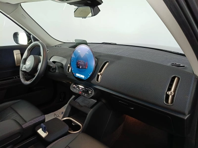 10 - MINI Countryman Cascioli Group