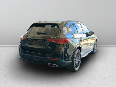 4 - Mercedes-Benz GLC Cascioli Group