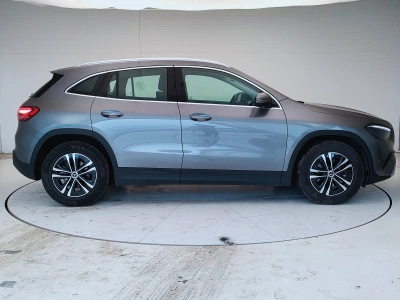 4 - Mercedes-Benz GLA Cascioli Group