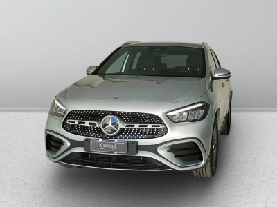 1 - Mercedes-Benz GLA Cascioli Group