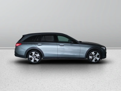 7 - Mercedes-Benz Classe C Cascioli Group