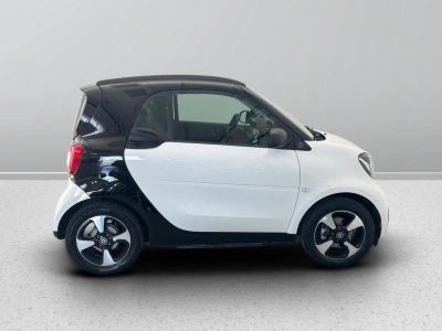 6 - smart fortwo Cascioli Group