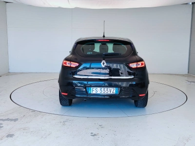 6 - Renault Clio Cascioli Group
