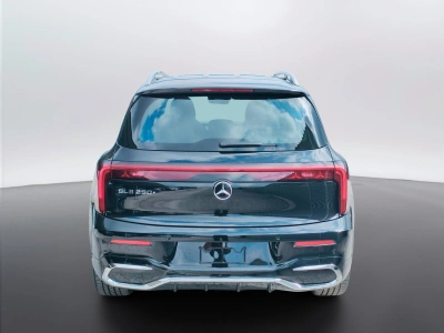 4 - Mercedes-Benz GLB Cascioli Group