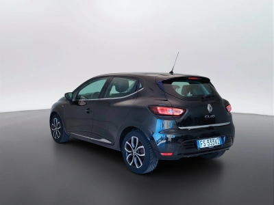 7 - Renault Clio Cascioli Group