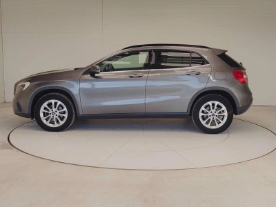 3 - Mercedes-Benz GLA Cascioli Group
