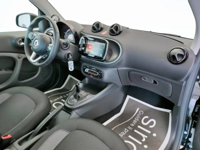 10 - smart fortwo Cascioli Group
