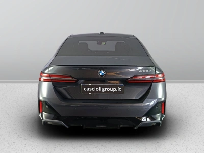 4 - BMW Serie 5 Cascioli Group