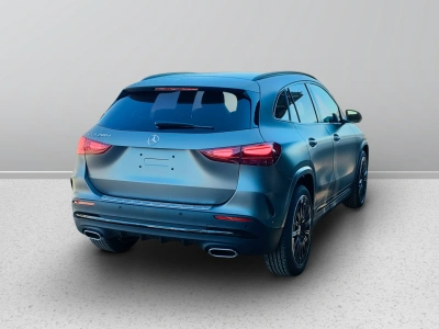 6 - Mercedes-Benz GLA Cascioli Group