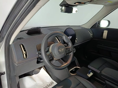 7 - MINI Countryman Cascioli Group