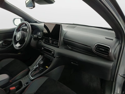 10 - Toyota Yaris Cascioli Group