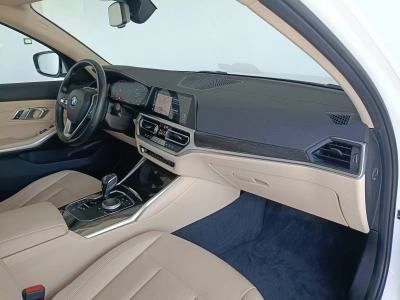 10 - BMW Serie 3 Cascioli Group