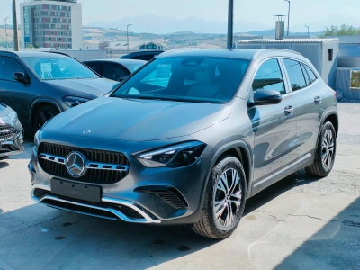 1 - Mercedes-Benz GLA Cascioli Group